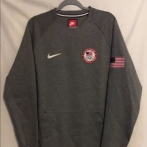 Mens Nike Olympic crewneck sweatshirt- XL